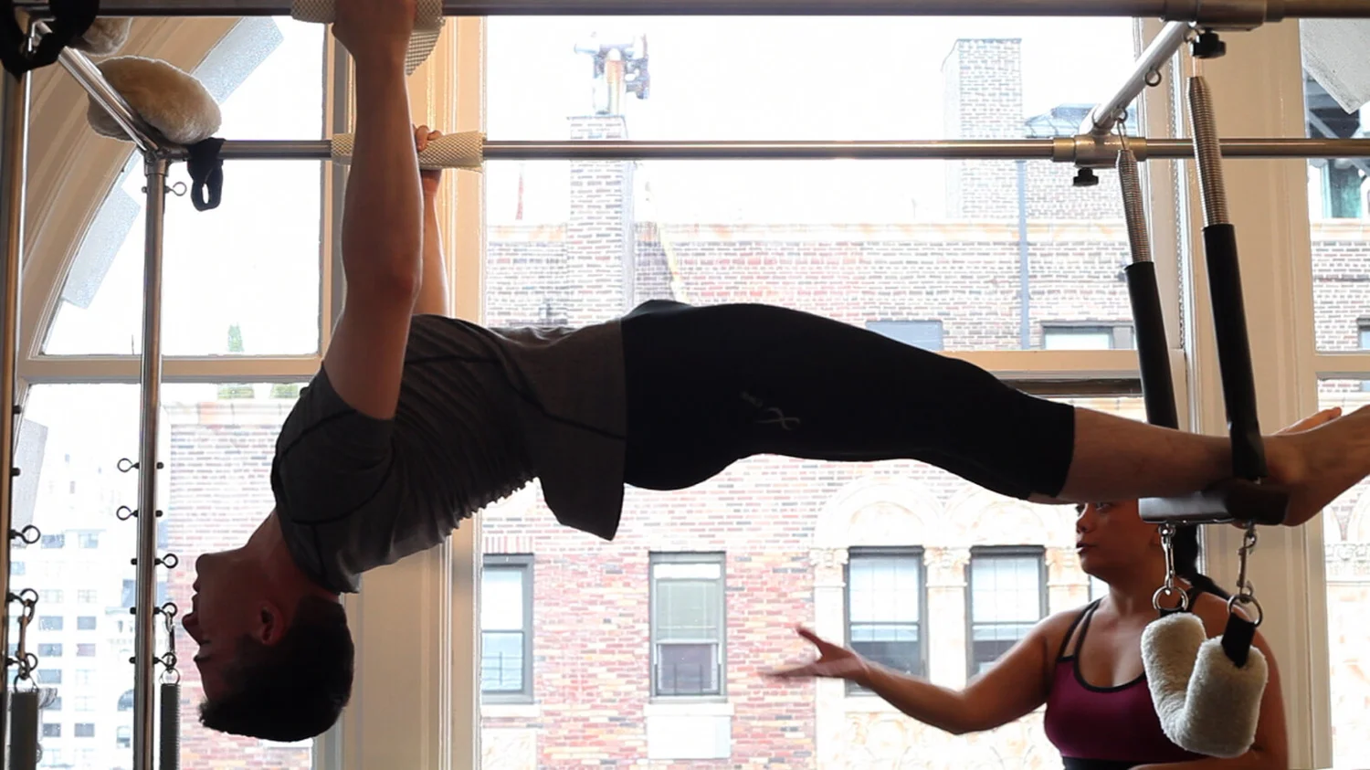 Pilates hanging pull